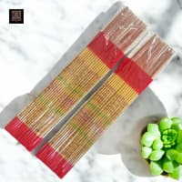 Dupa Emas Tidak Ada Wangi Motif Tulisan Less Smoke 33 cm Isi 30 Stik
